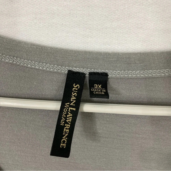 Susan Lawrence Gray Round Neck Soft Stretch Embellished Top 3X - Picture 2 of 9